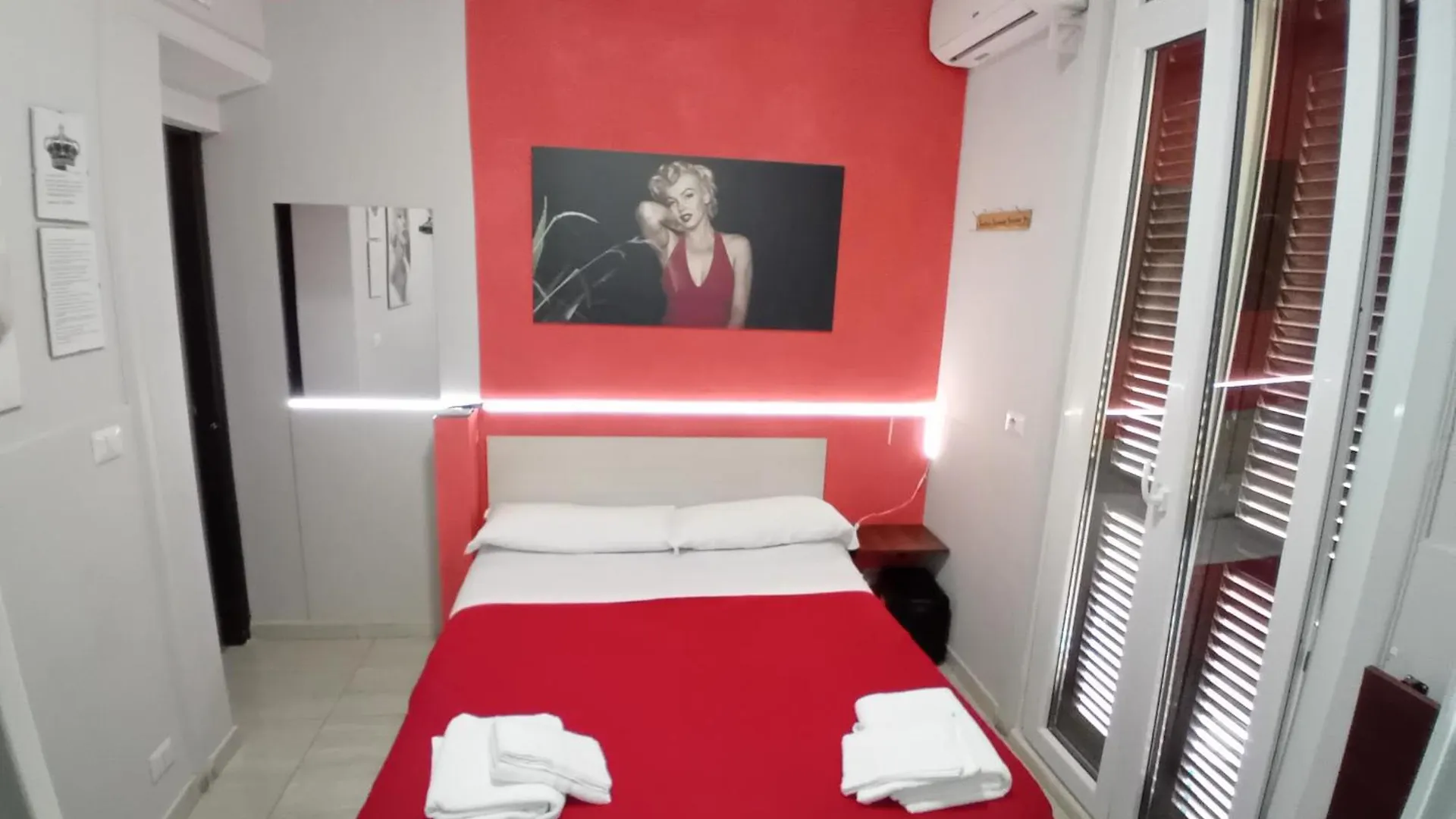 B&B Central Palace King Of רומא